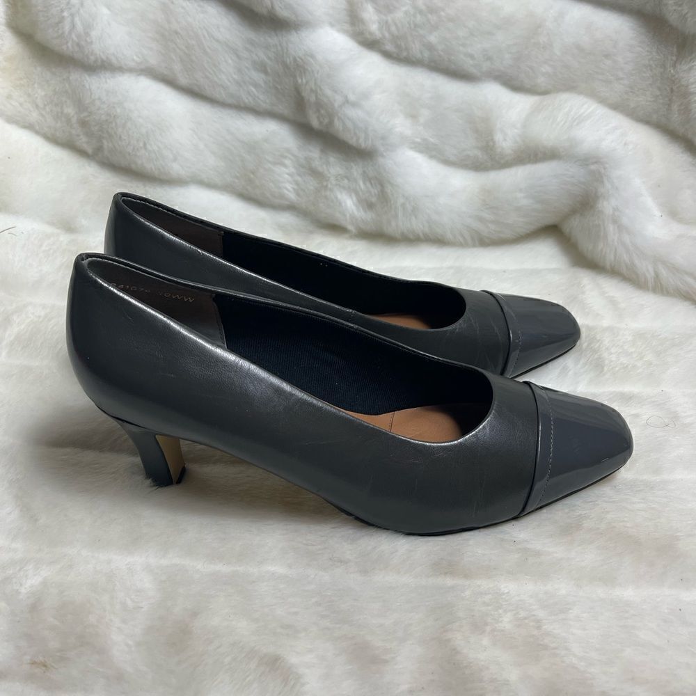 Rose Petals by walking cradles leather gray with patent toe slip on heels SZ10WW